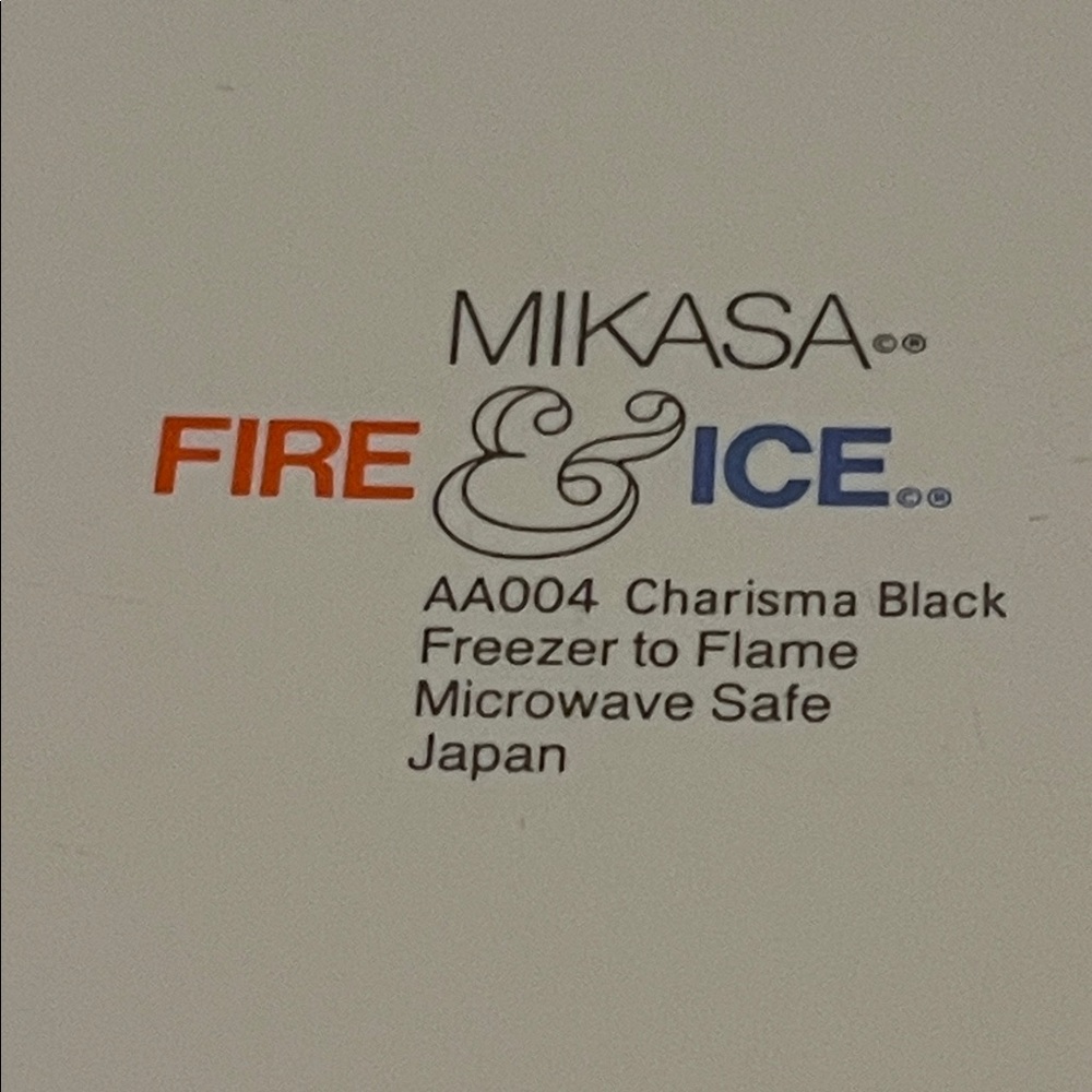 2.25 Qt Round Covered Casserole Charisma Black Mikasa fire and ice w lid  AA004 - Picture 8 of 12